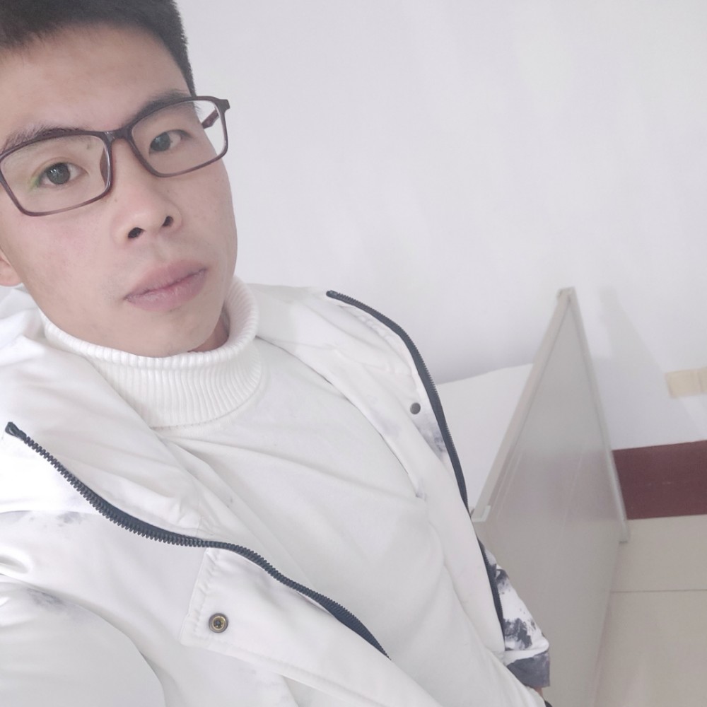 风萧羞涩的照片