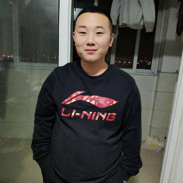 李春宁的照片