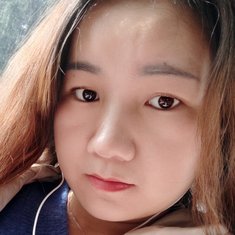 标致秋月的照片