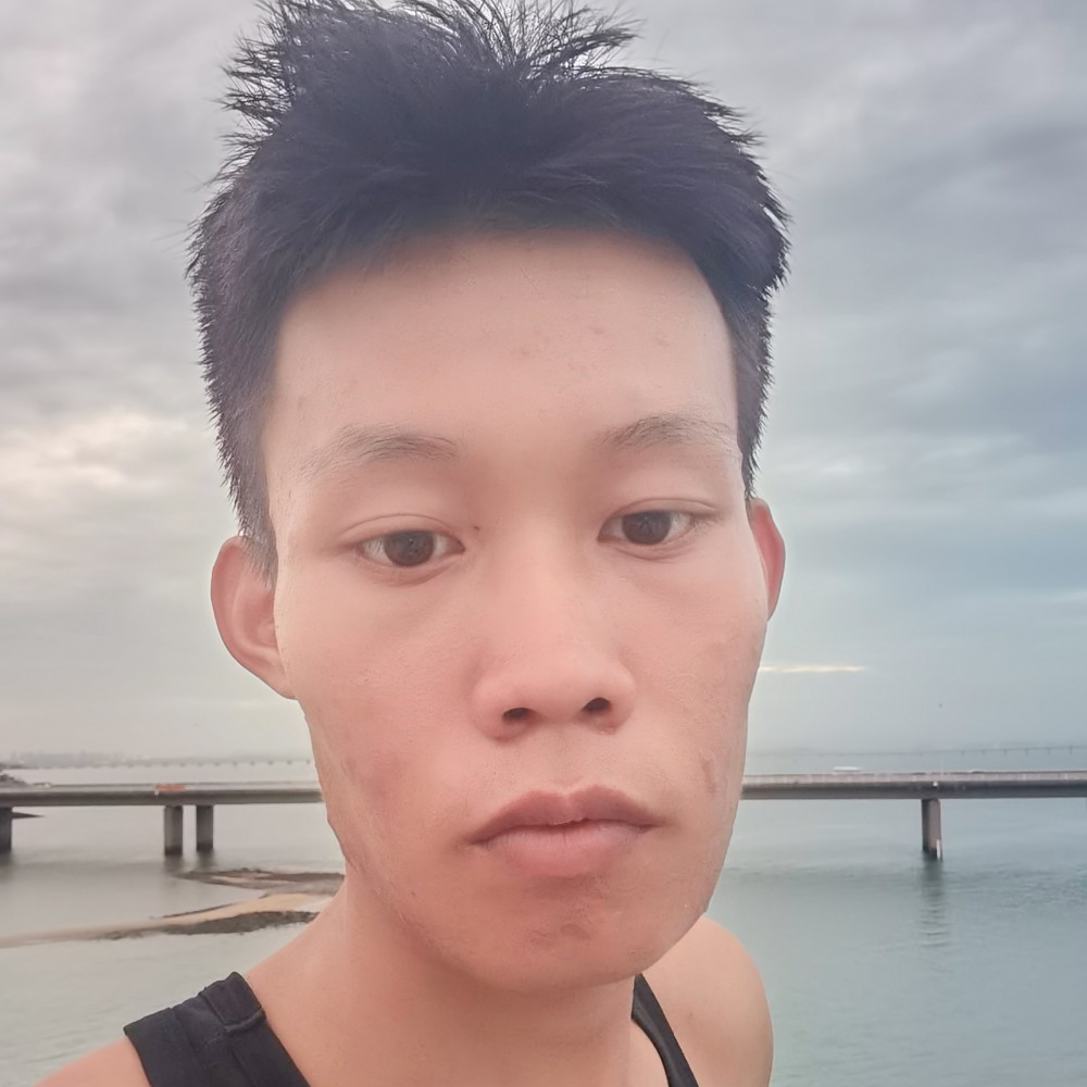 坚定爱恋身影的照片
