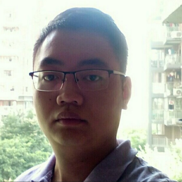 碧影冷静的照片