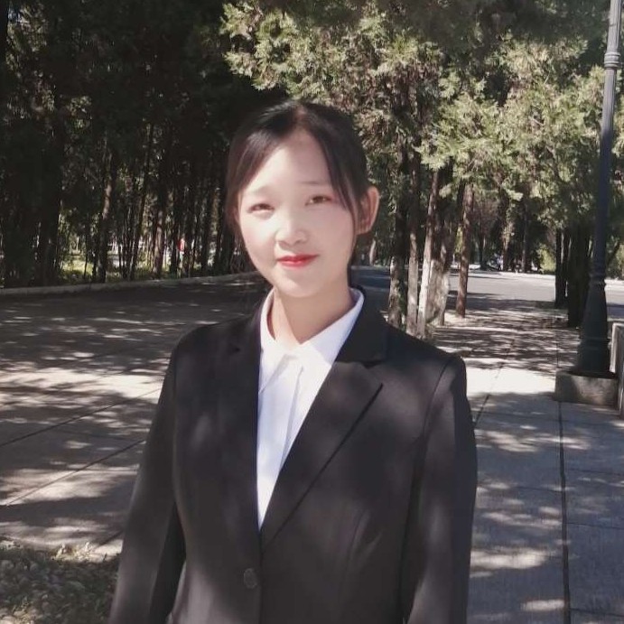 跳跃迎小懒猪的照片