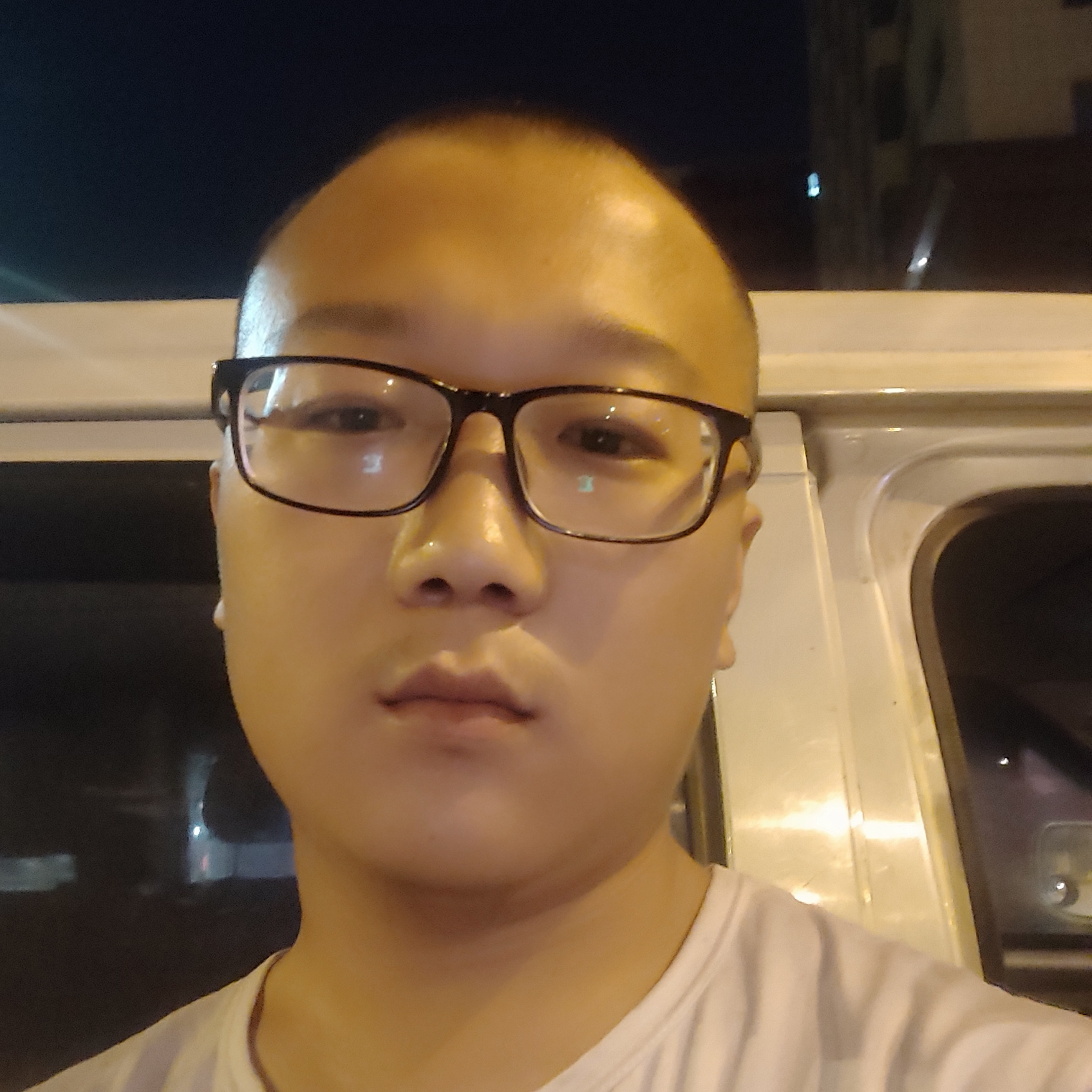 便当挽手寂寞的照片