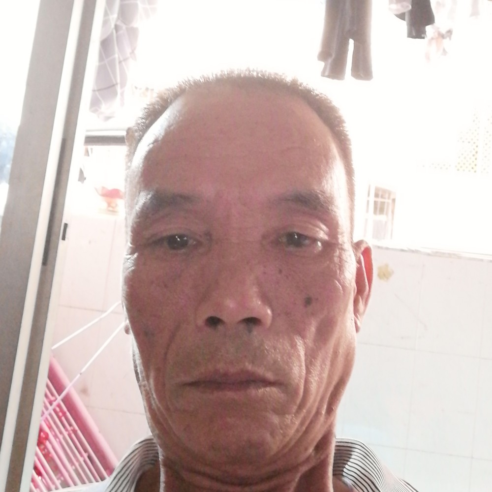 懦弱皮带的照片