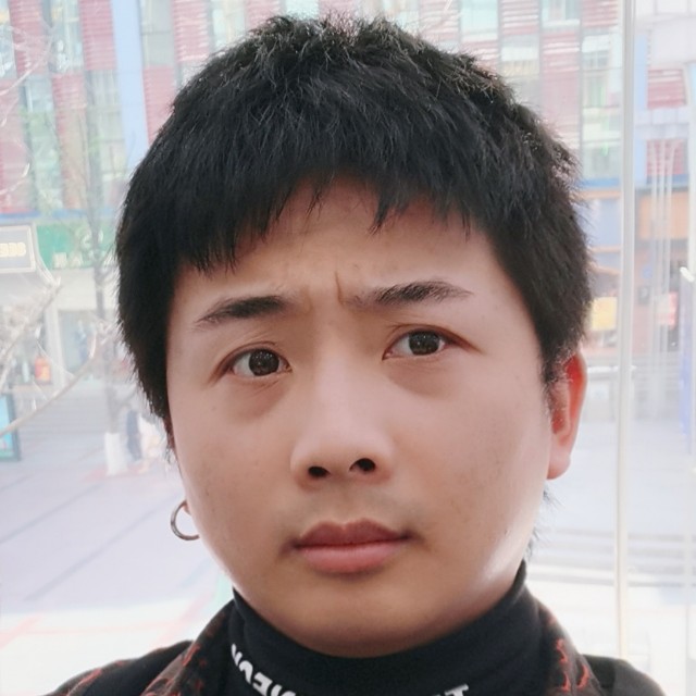 瘦瘦回首火龙果的照片