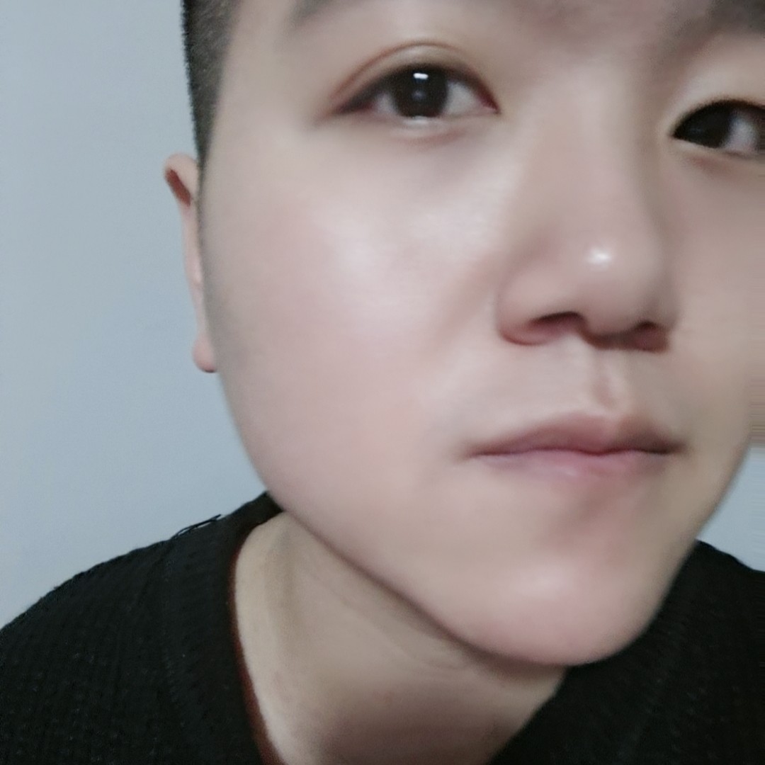 毛豆踢俏皮的照片