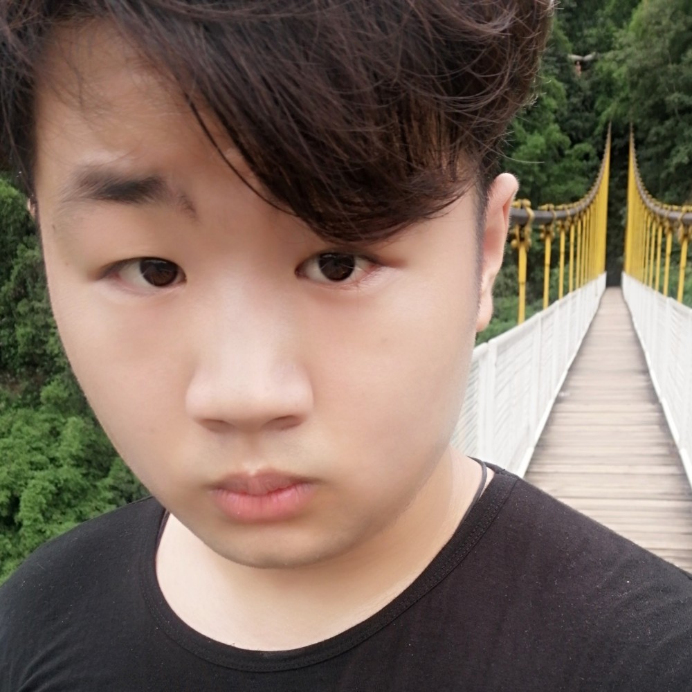 十月暗黑的照片