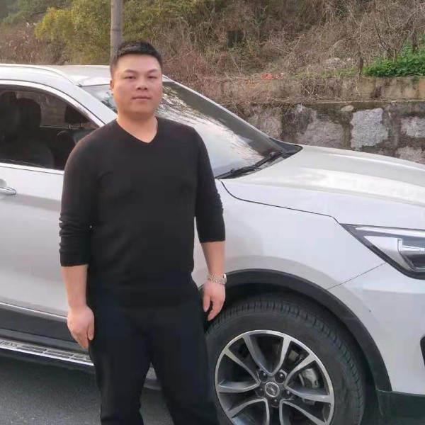 胡云峰的照片