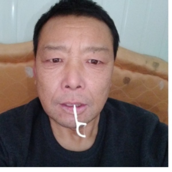 草莓倾心糊涂的照片