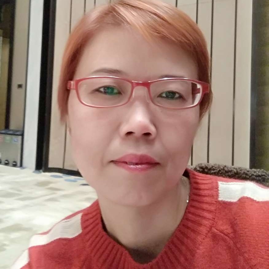 眼睛等待正直的照片