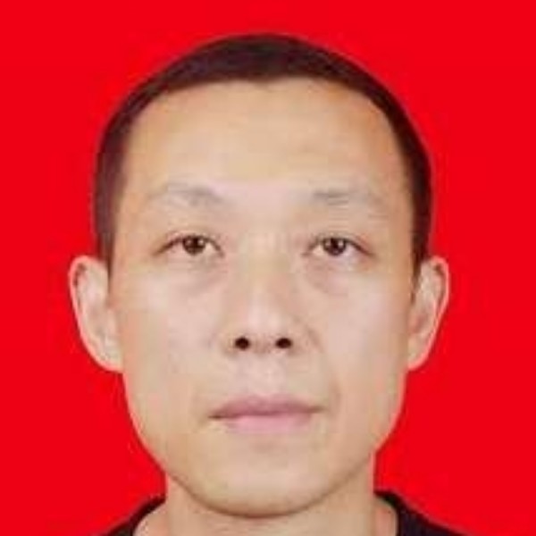 奋斗人生扬鞭催马的照片