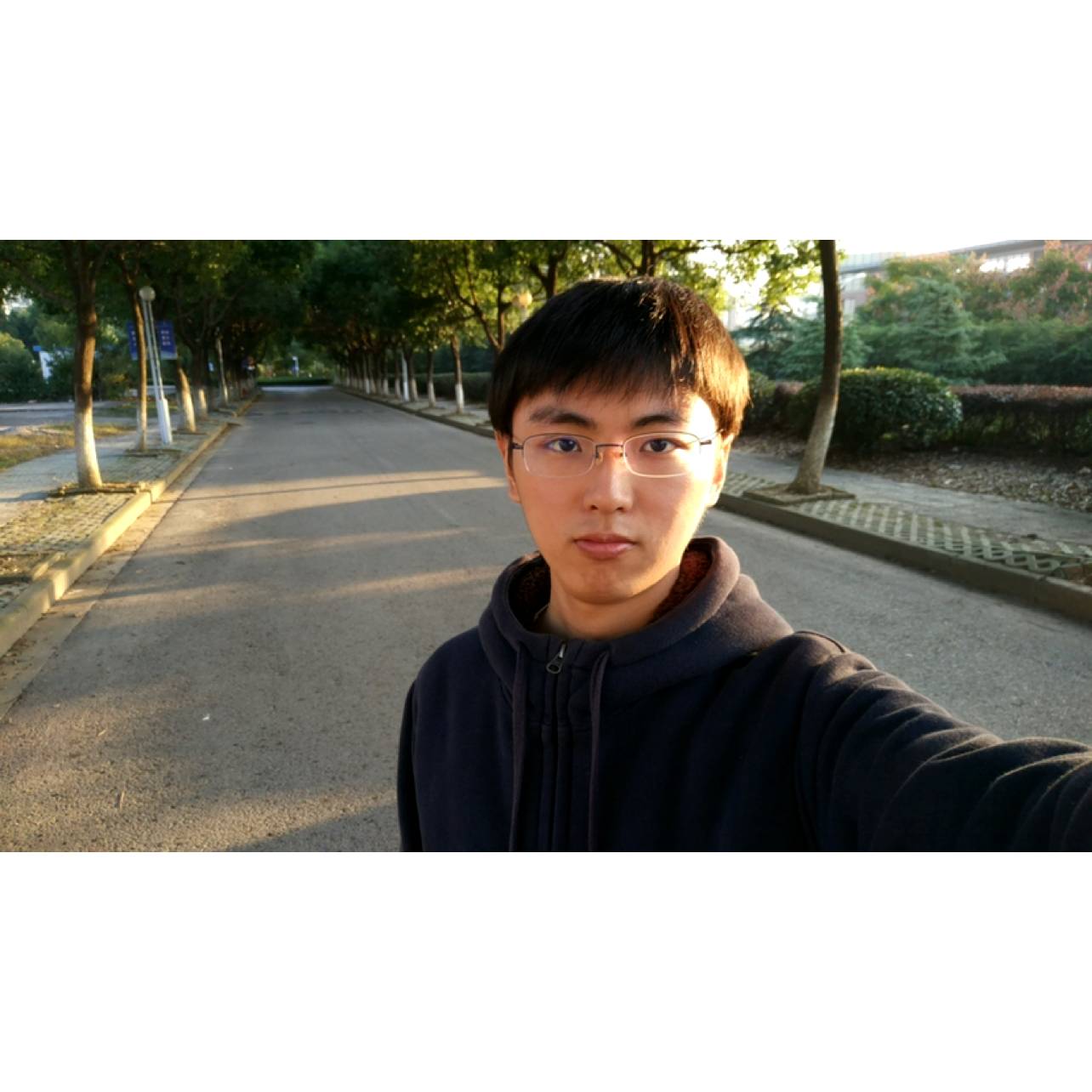背后口红001的照片