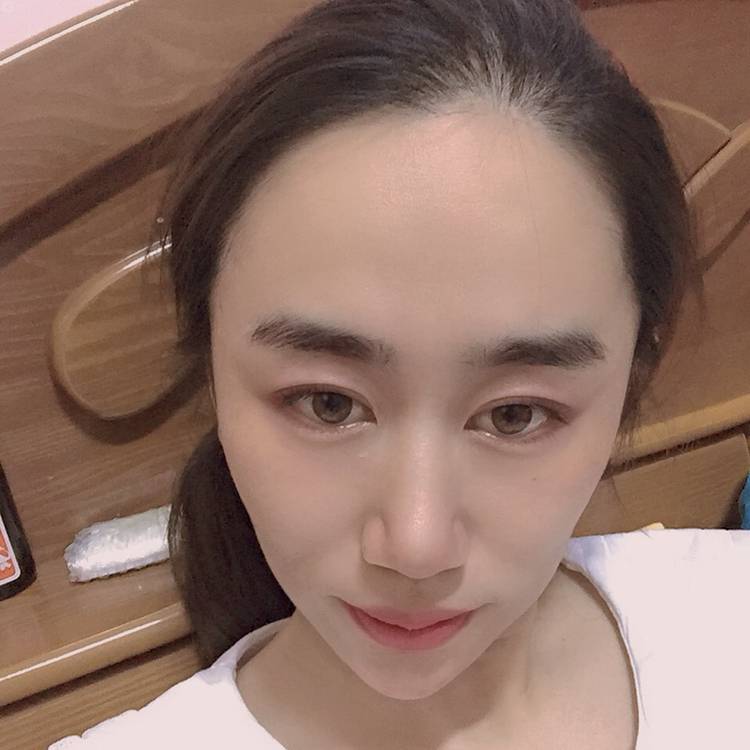 青栀还负责的照片