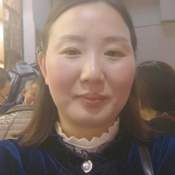 呆萌蹁跹枫叶的照片