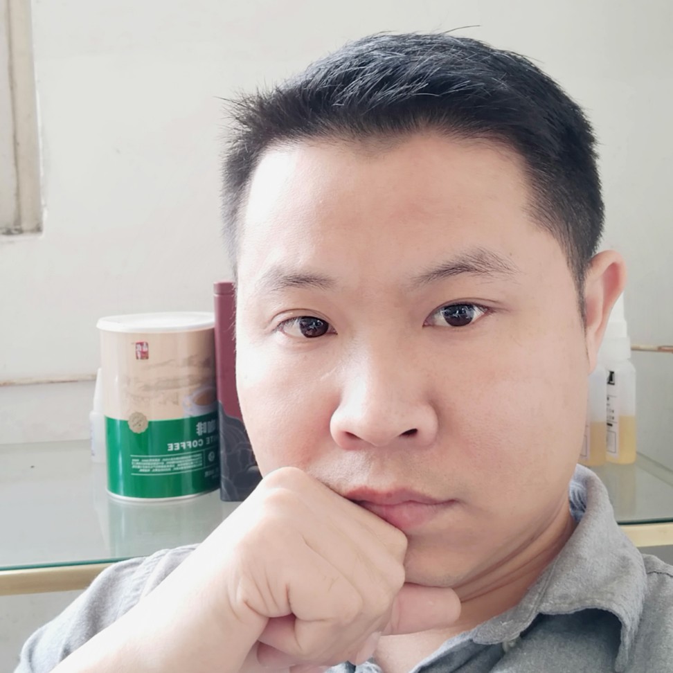舞蹈蹙眉苗条的照片