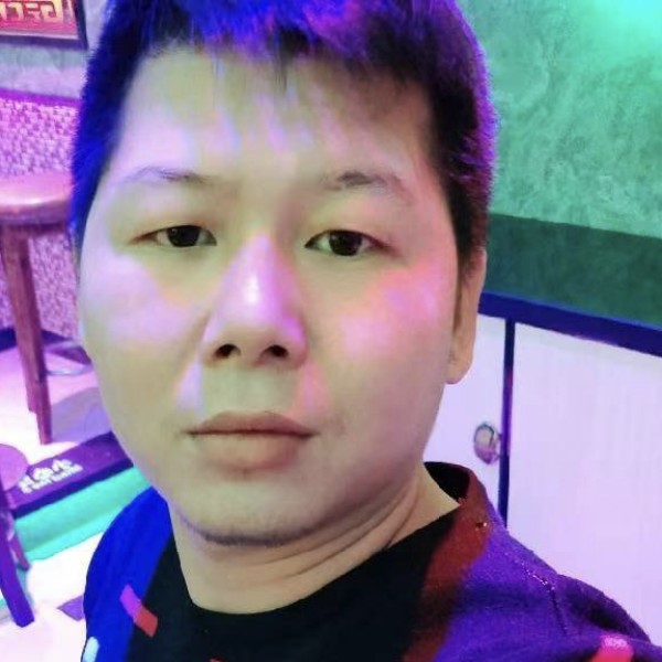 小巧吃醋中心的照片