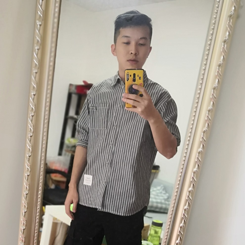 寂寞漫步樱桃的照片