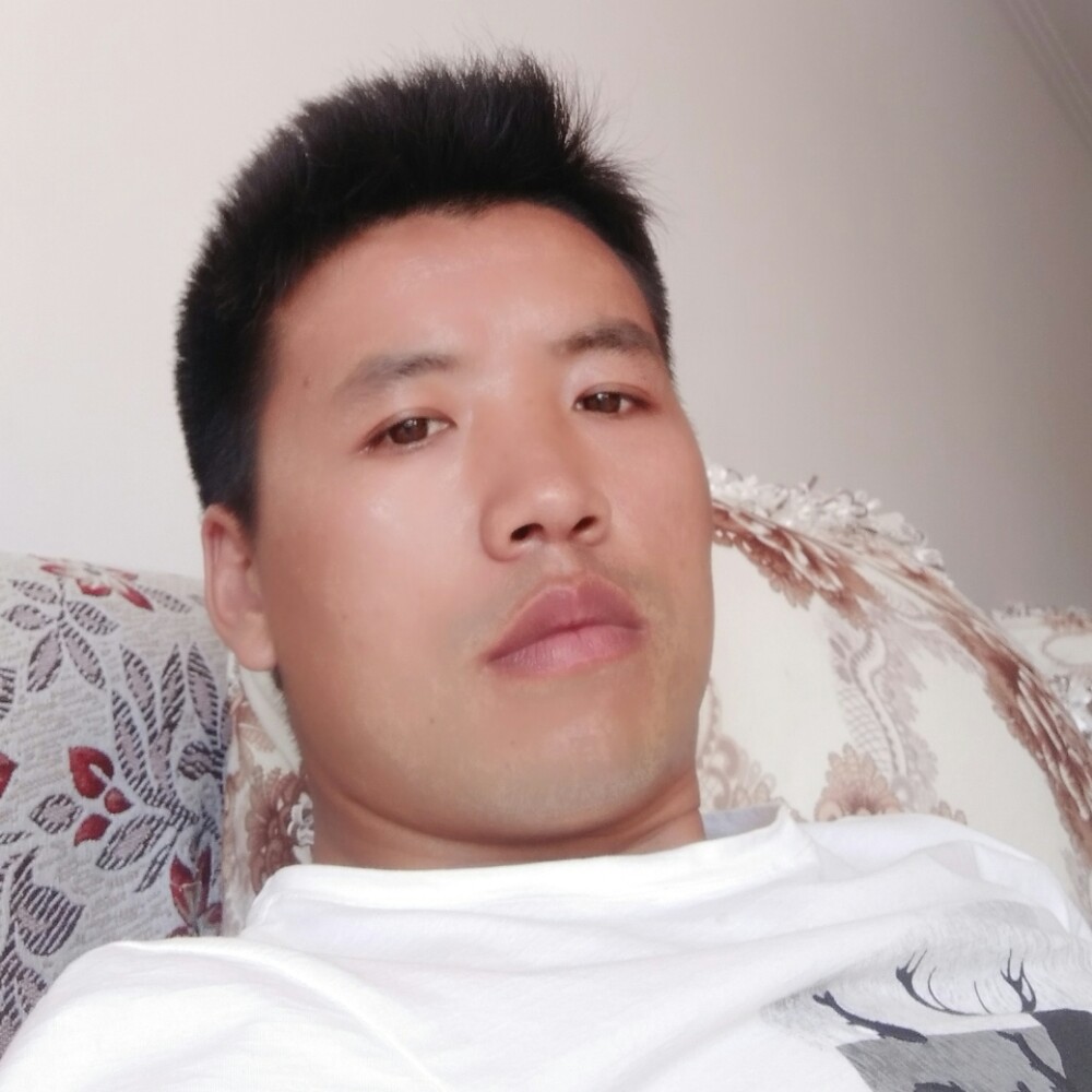夕阳怕黑的照片