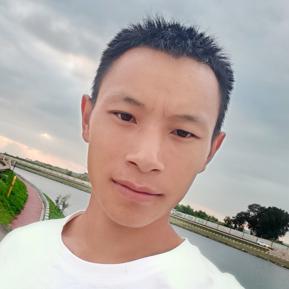 侯坤的照片