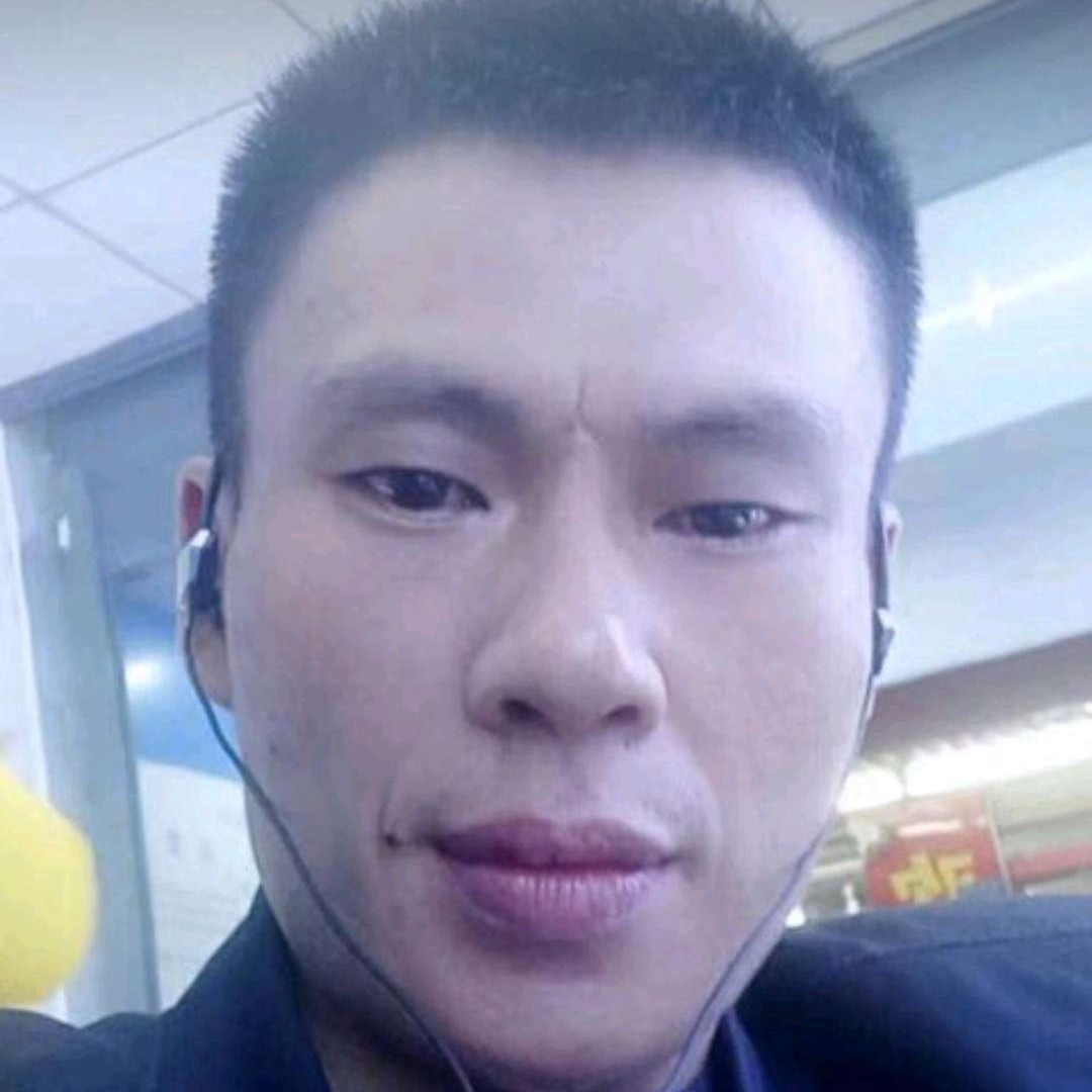 电脑爱恋痴情的照片