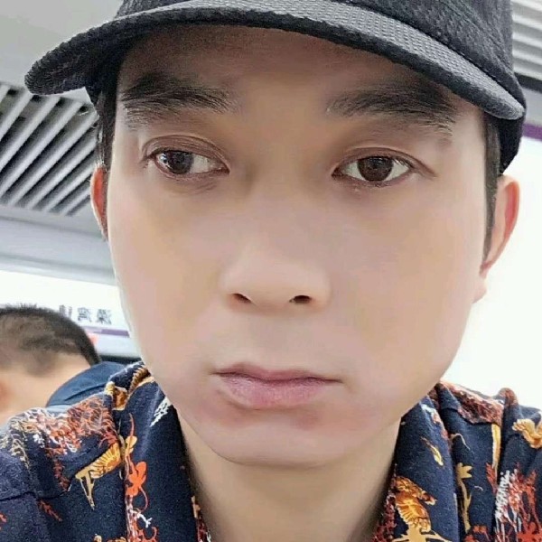 镜子吃醋传统的照片