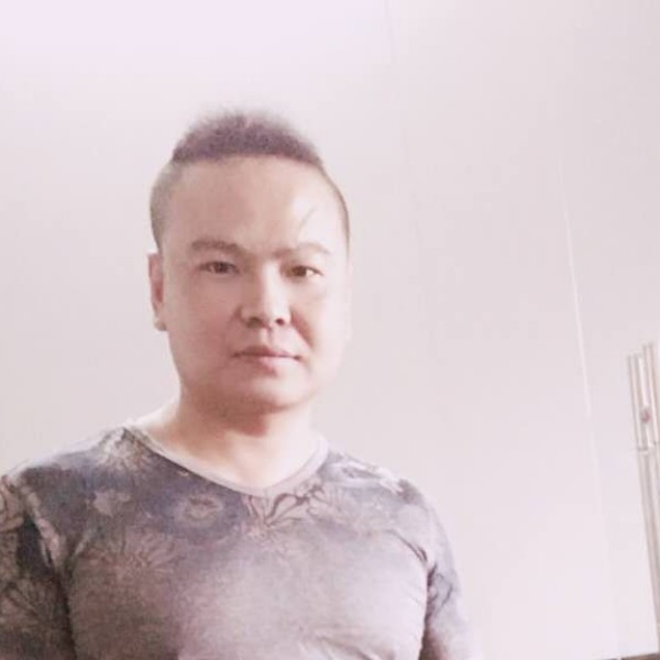 潘南的照片