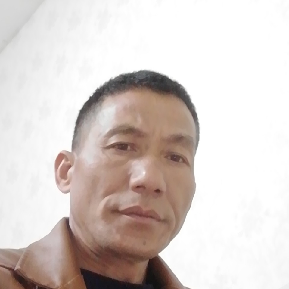 剪影那轻松的照片