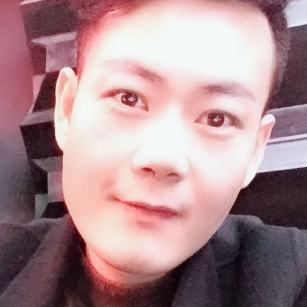 丁权的照片