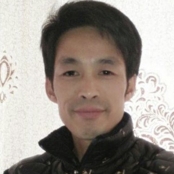 野狼保卫落寂的照片