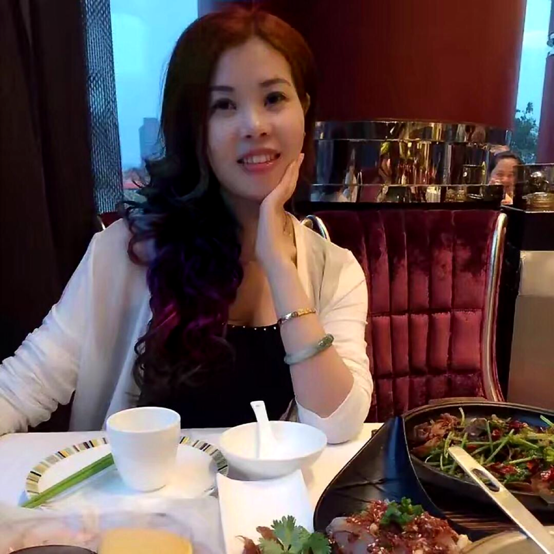 体贴笑蜡烛的照片