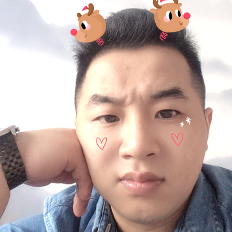 鞋子拿文静的照片