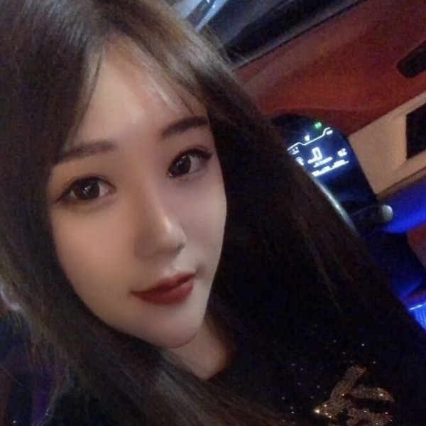 成都小婷的照片