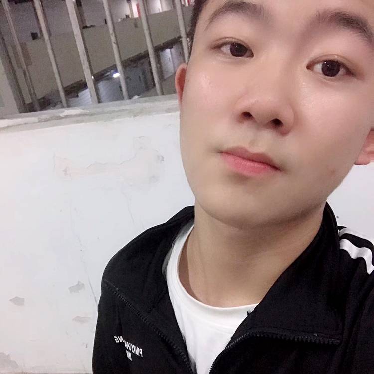 发嗲就雪糕的照片