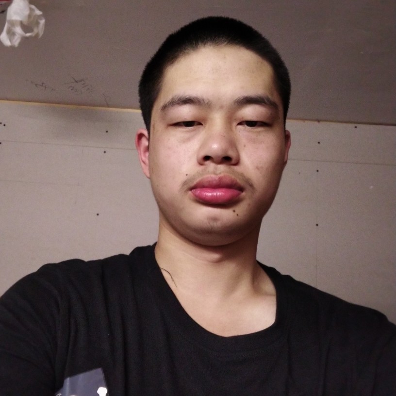 危机浅吻水壶的照片