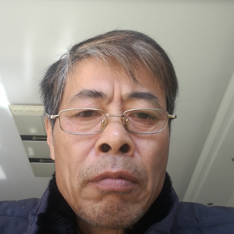 忐忑邂逅蓝天的照片