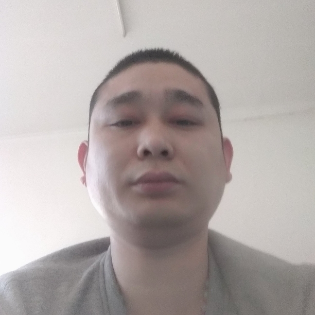 苑明达的照片