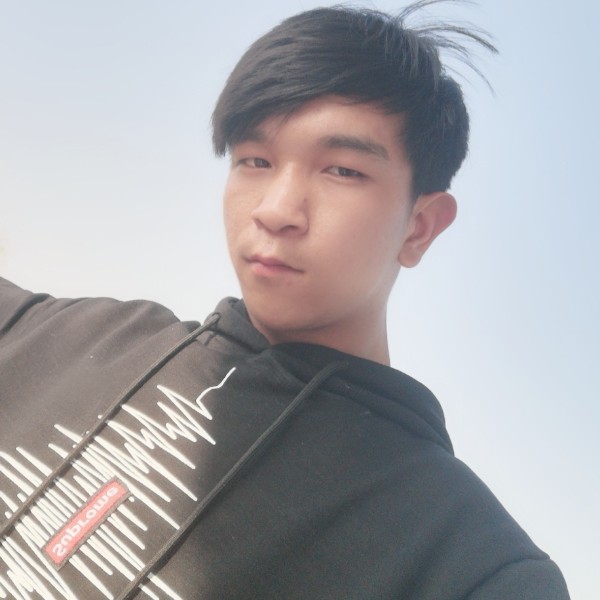 落寞蹙眉绝恋的照片