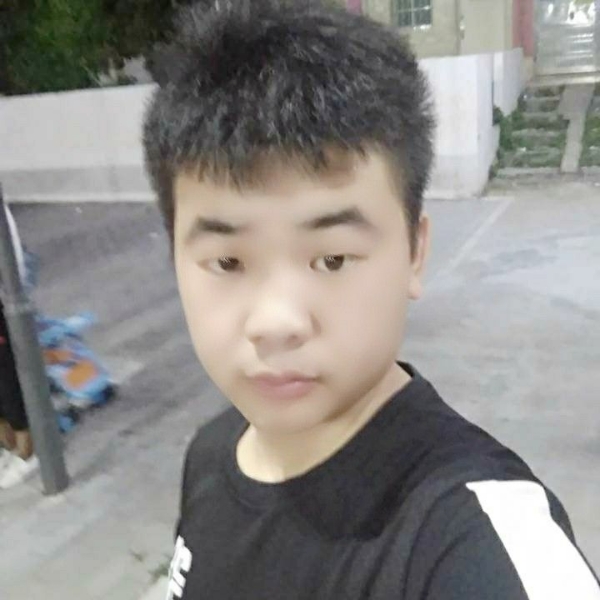 风流倜傥白少的照片