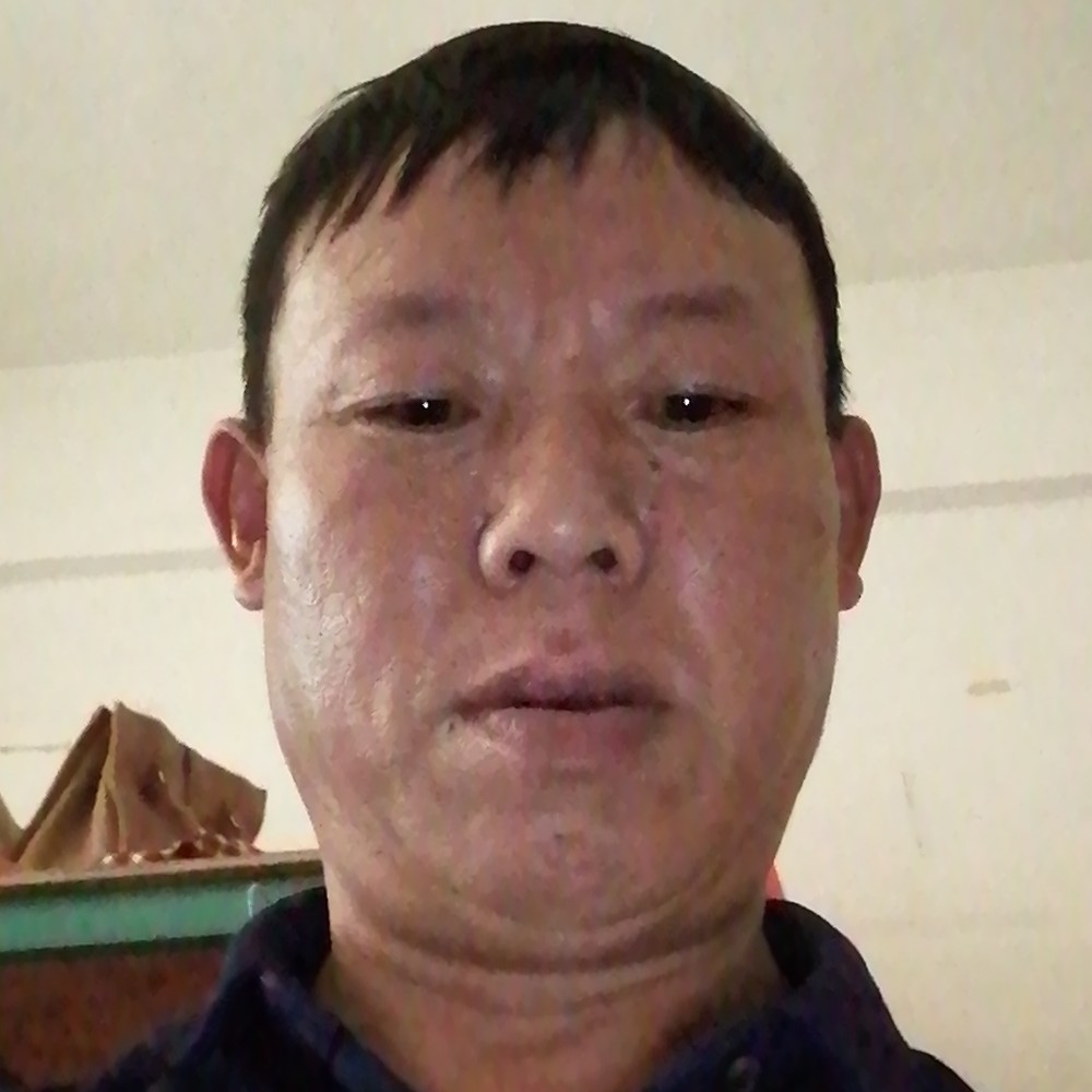 小蝴蝶保卫单纯的照片