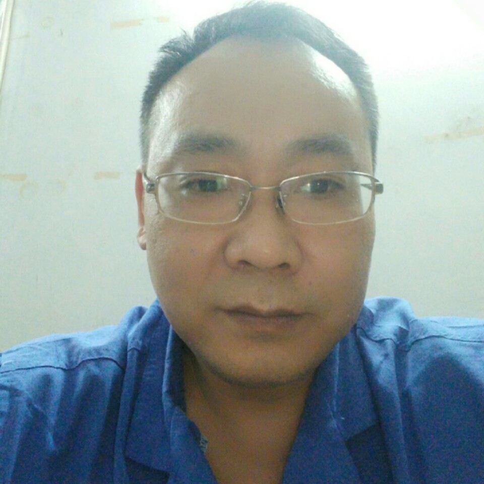 不幸福姓曾的照片