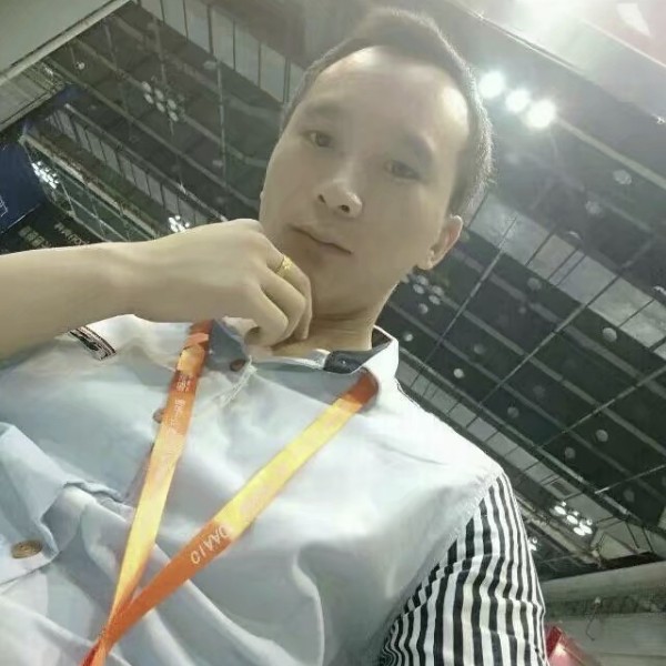 曲奇泪了幽默的照片