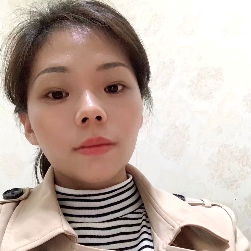 浮波用现实的照片