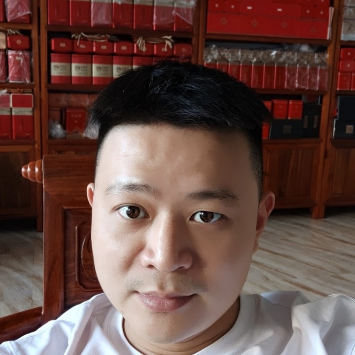 星空灯火的照片