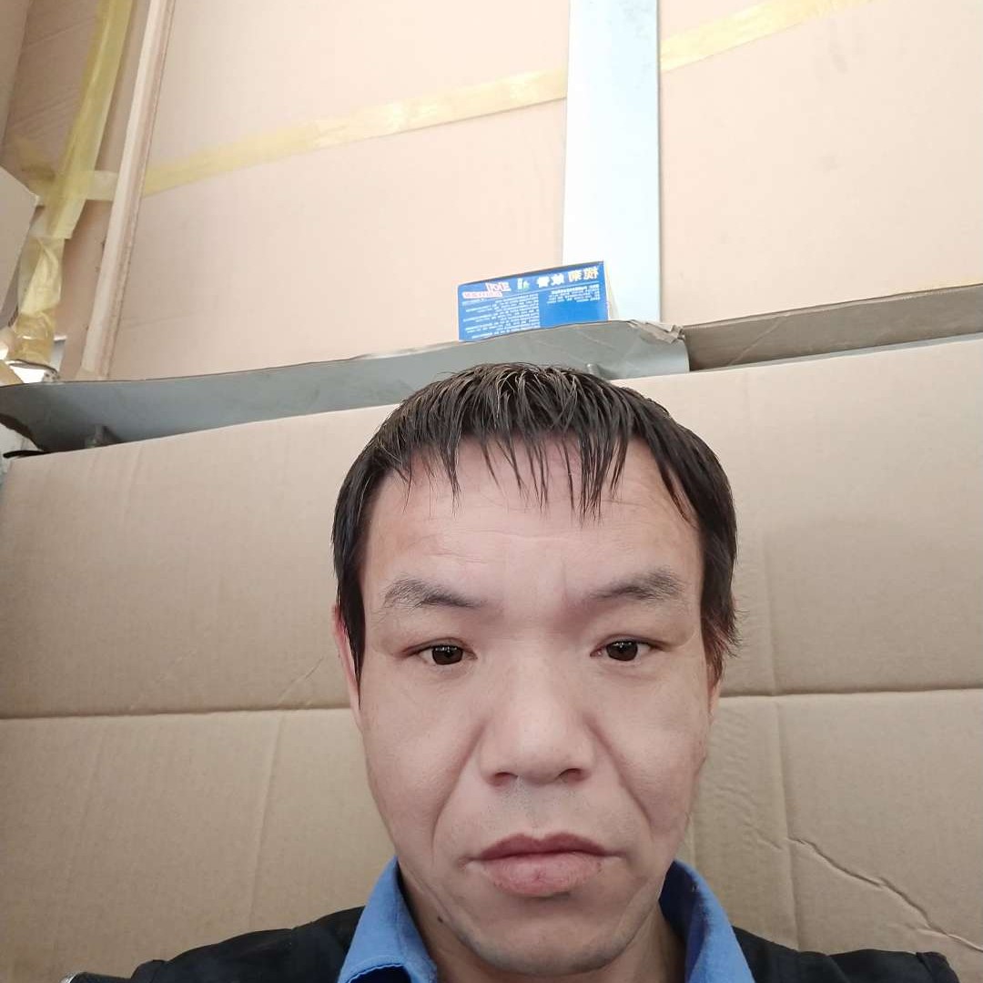 彭成浩的照片