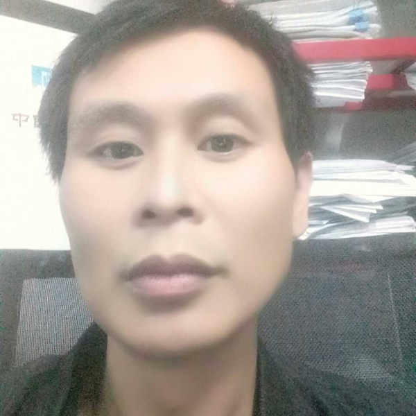 辛勤邂逅大米的照片