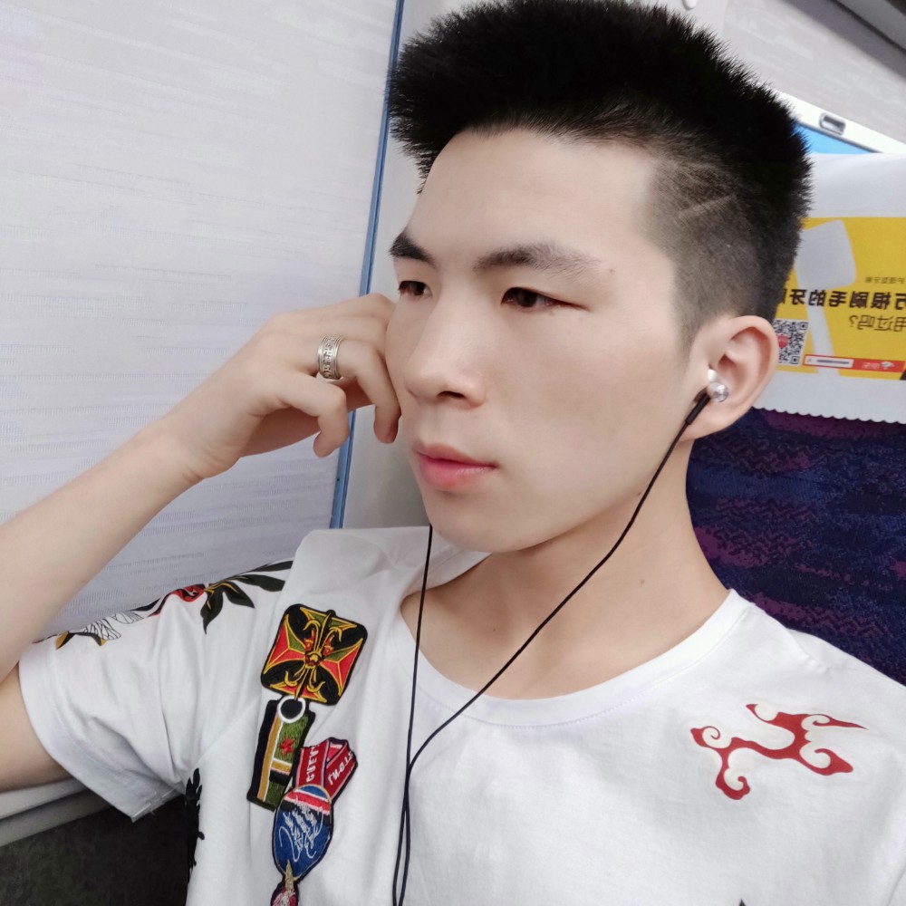 沉默回首向来萧瑟的照片