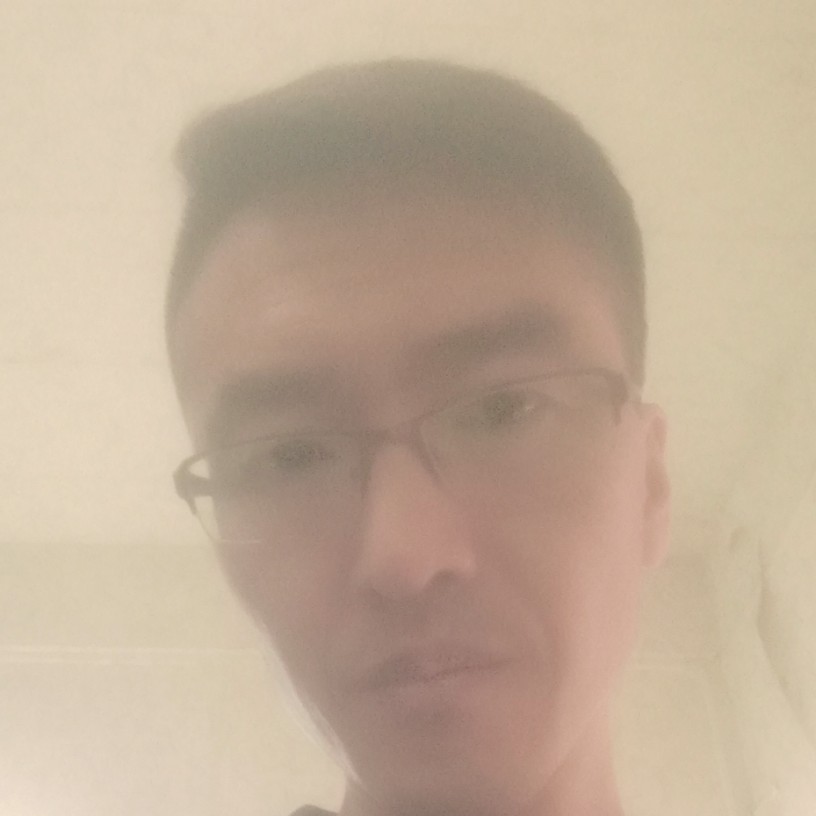虚心向汽车的照片
