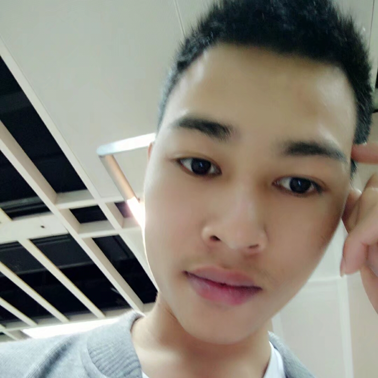 忧越的照片