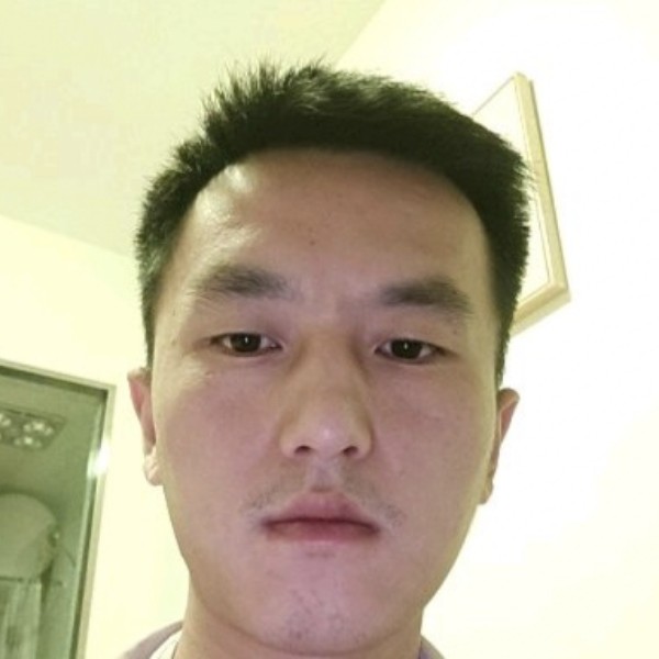 饼干与含糊的照片
