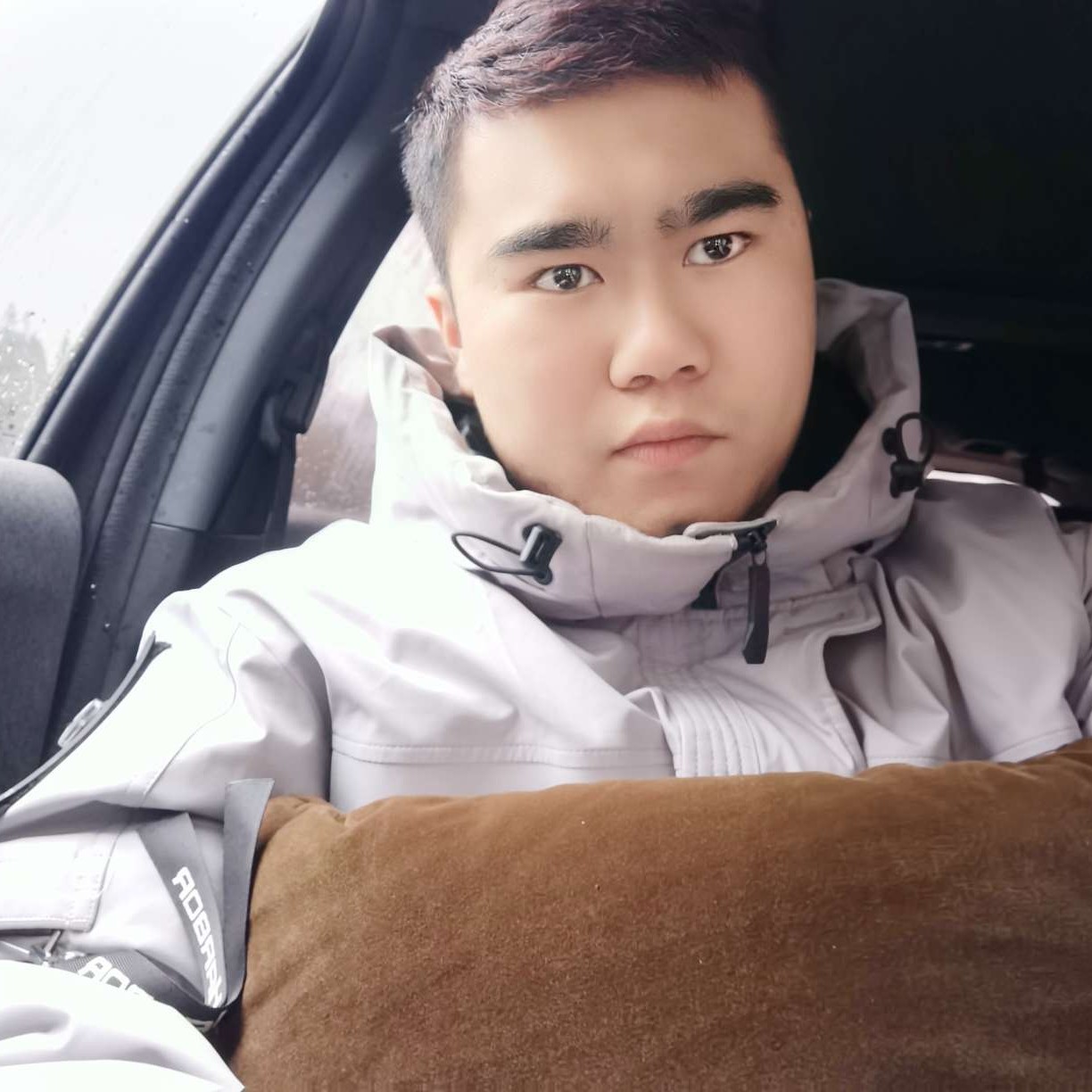 透彻说老师的照片